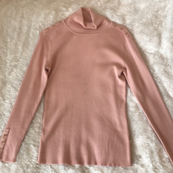 Calvin Klein pink turtleneck sweater - Picture 1 of 6
